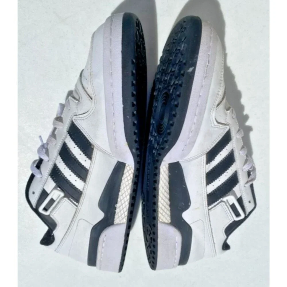 Adidas Forum Low White with Black Stripes Mens Sneakers Lace Up Shoe - Size 12.5